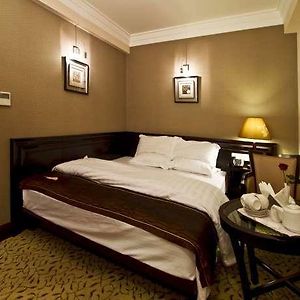 Club Deluxe Double Room